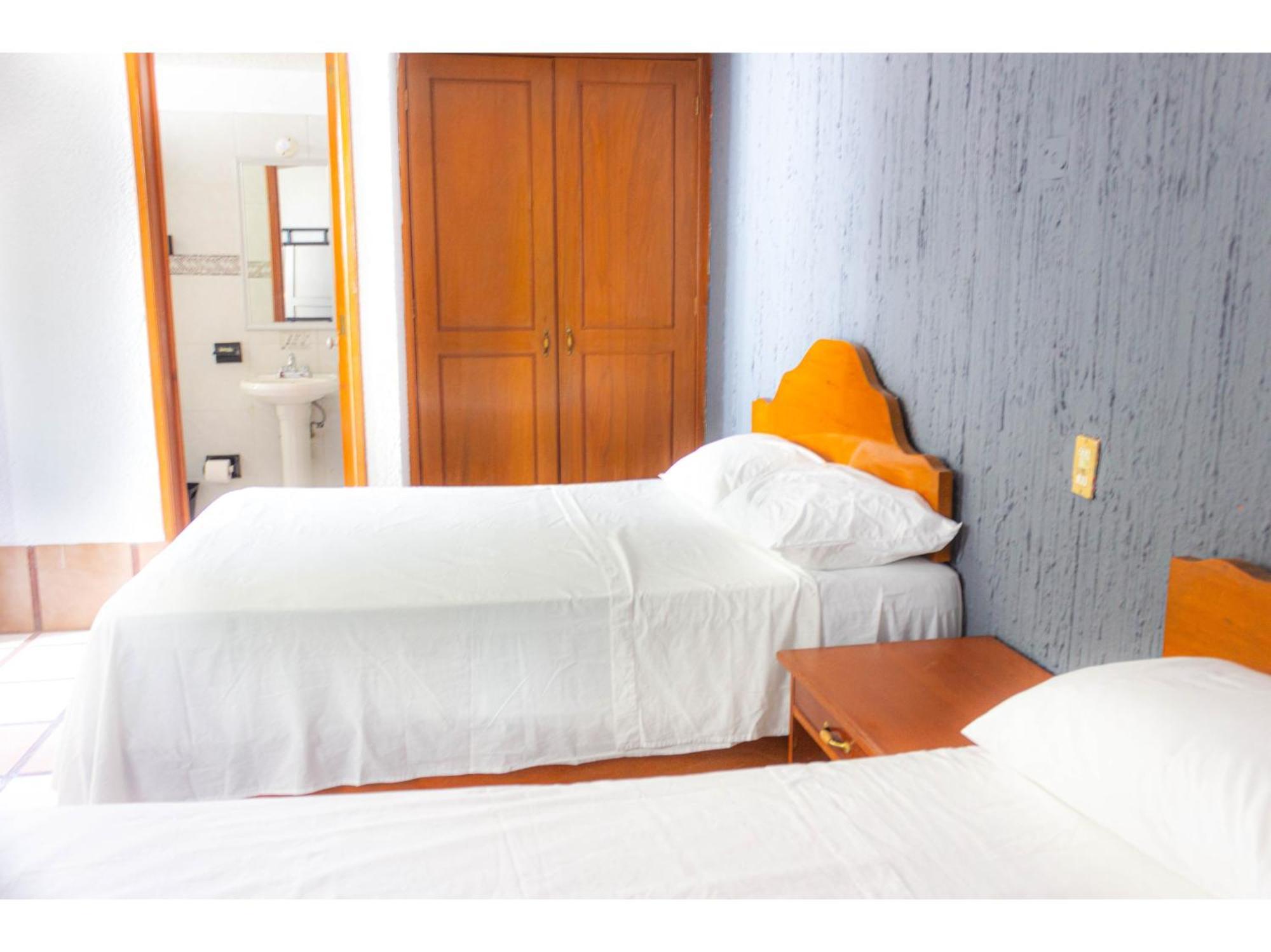 Oyo Hotel San Felipe Inn Oaxaca Exterior photo